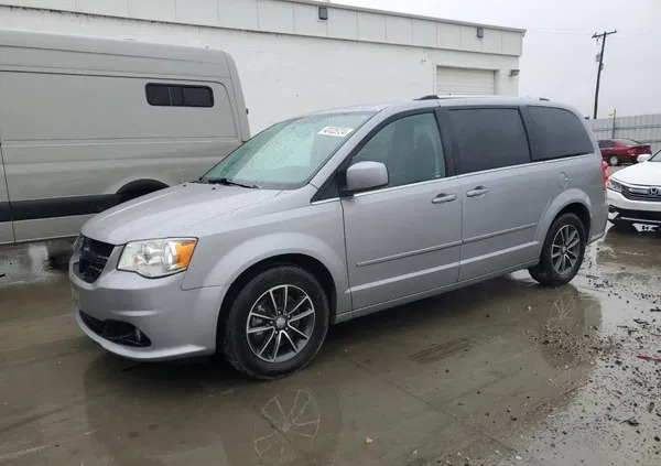 dodge łódzkie Dodge Grand Caravan cena 34000 przebieg: 73040, rok produkcji 2017 z Imielin